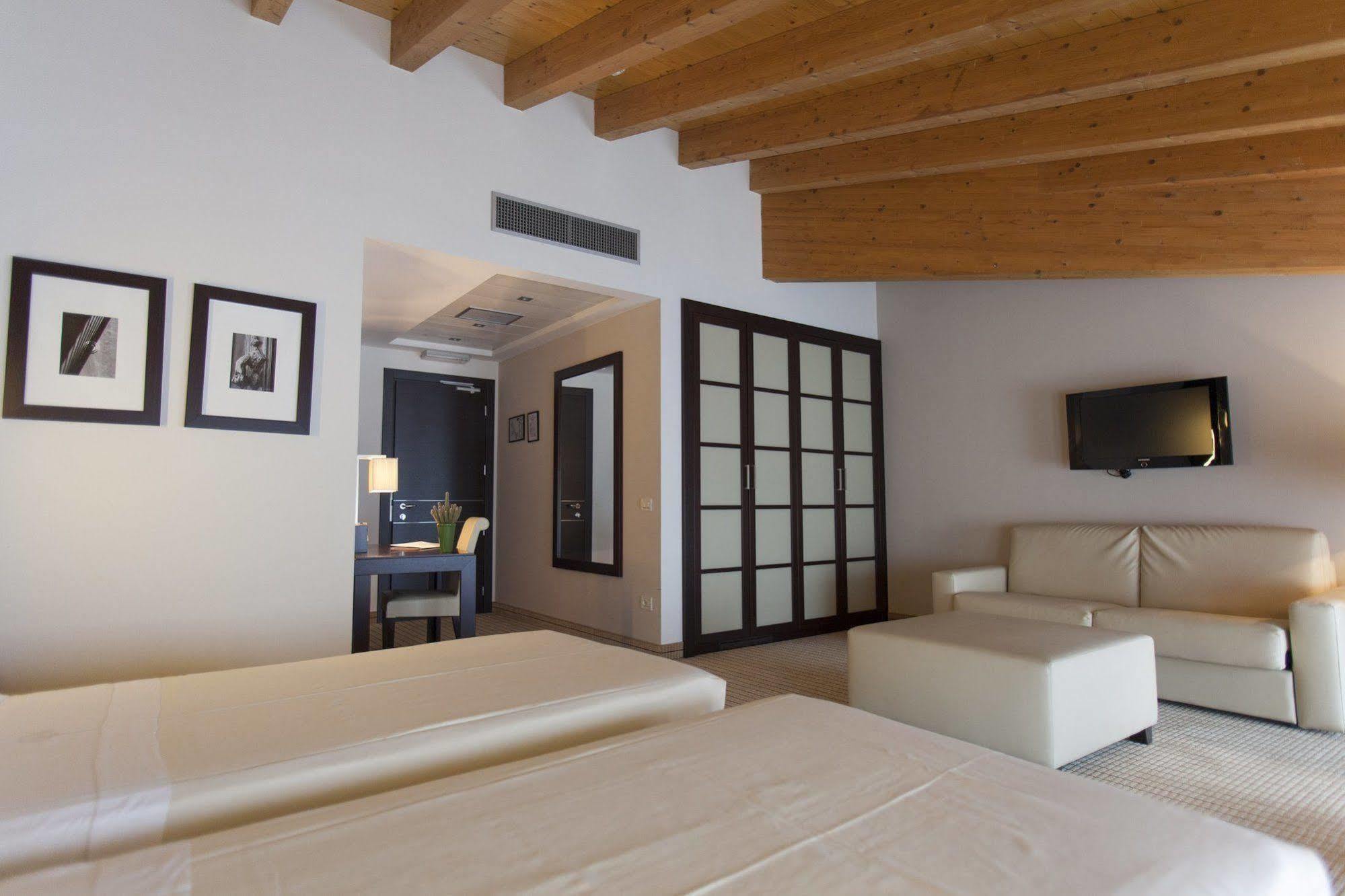 Hotel&Residence Villa Bartolomea Esterno foto